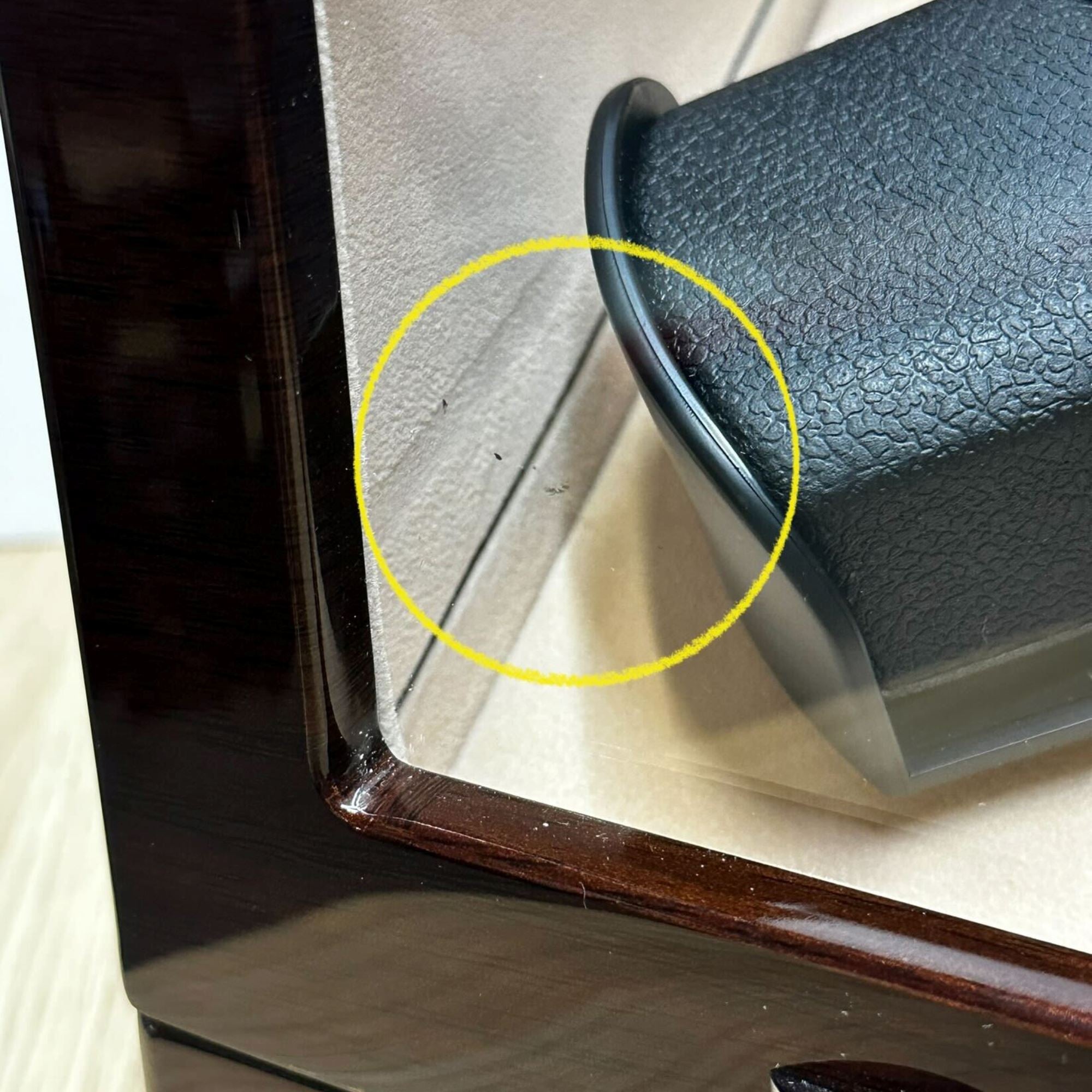 Seconds - Lindeman Mahogany Watch Winder Box for 2 Watches (Single Rotor) Seconds Clinks