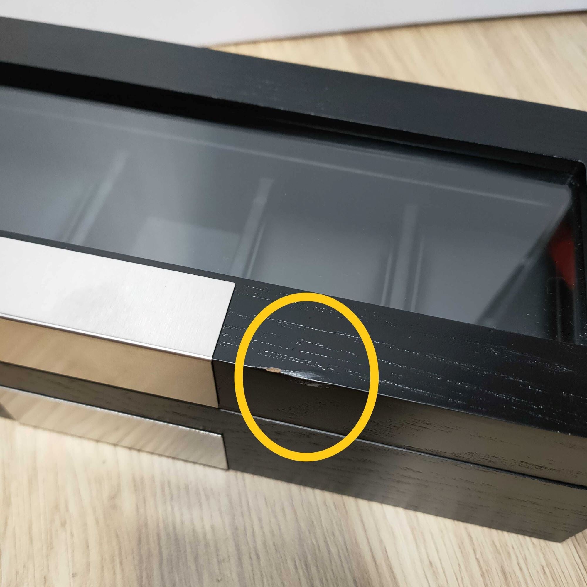 Seconds - 5 Slots Black Wooden Watch Box Seconds Clinks