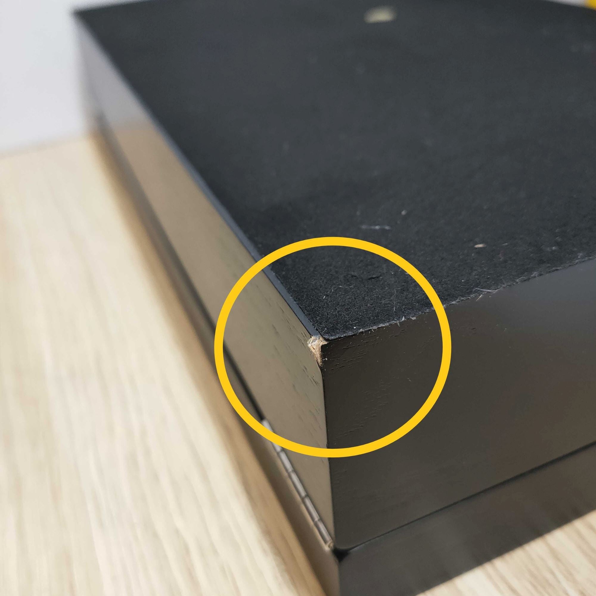 Seconds - Black Wooden Watch Box for 8 Watches + Organiser (b) Seconds Clinks