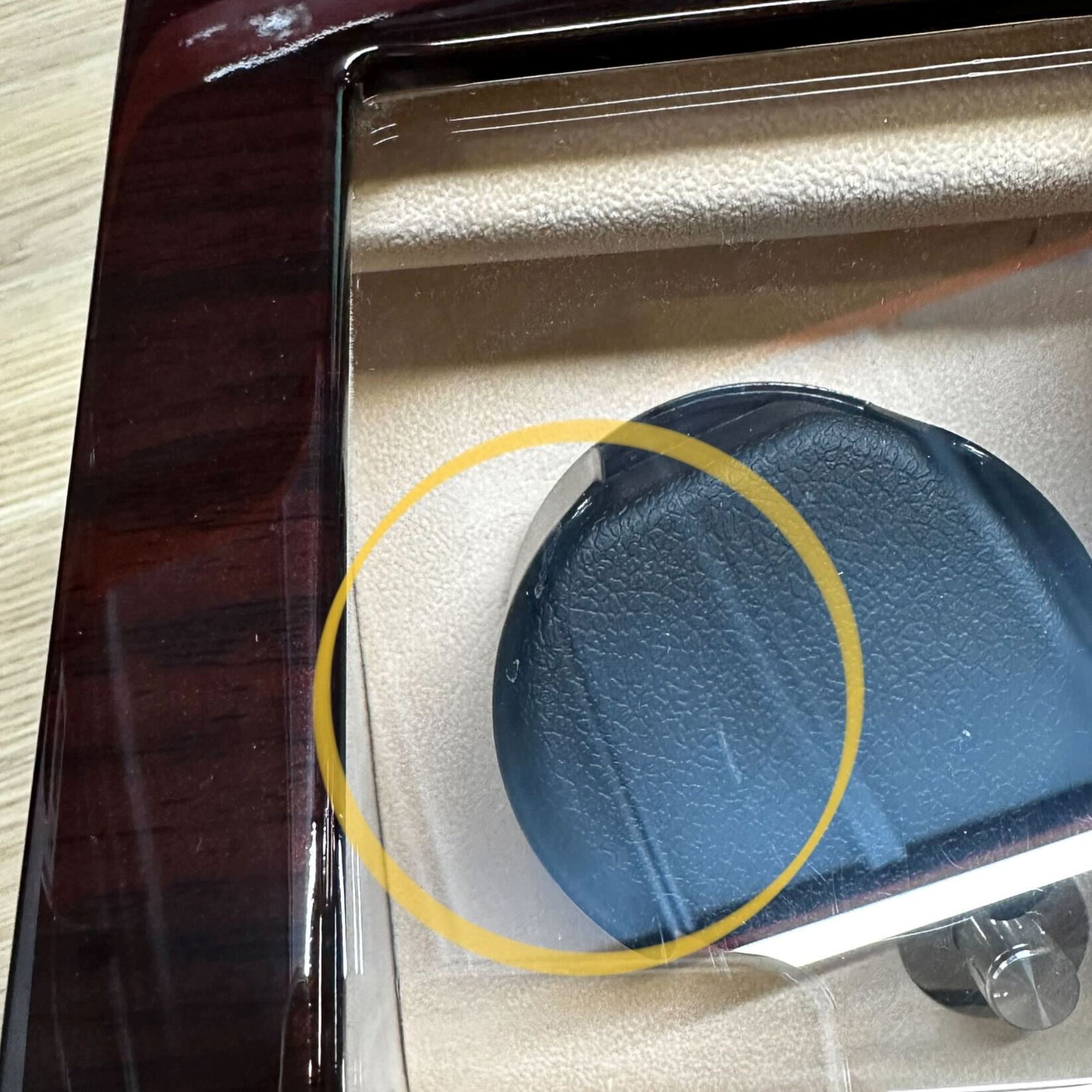 Seconds - Waratah Watch Winder Box for 1 Watch in Mahogany (e) Seconds Clinks