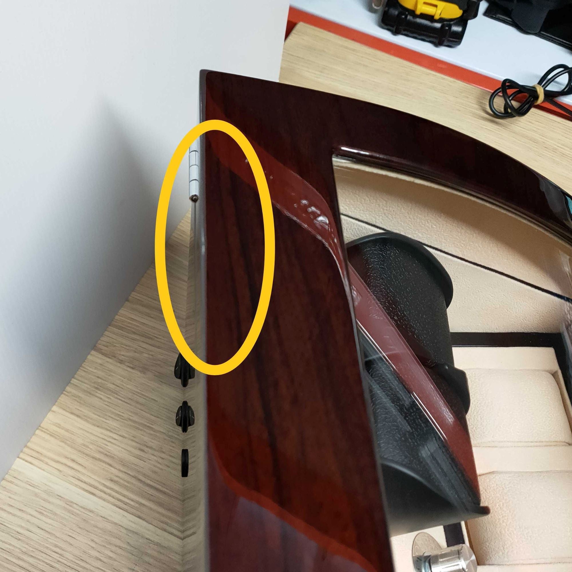 Seconds - Avoca Watch Winder Box 6 + 6 Watches in Mahogany (a) Seconds Clinks