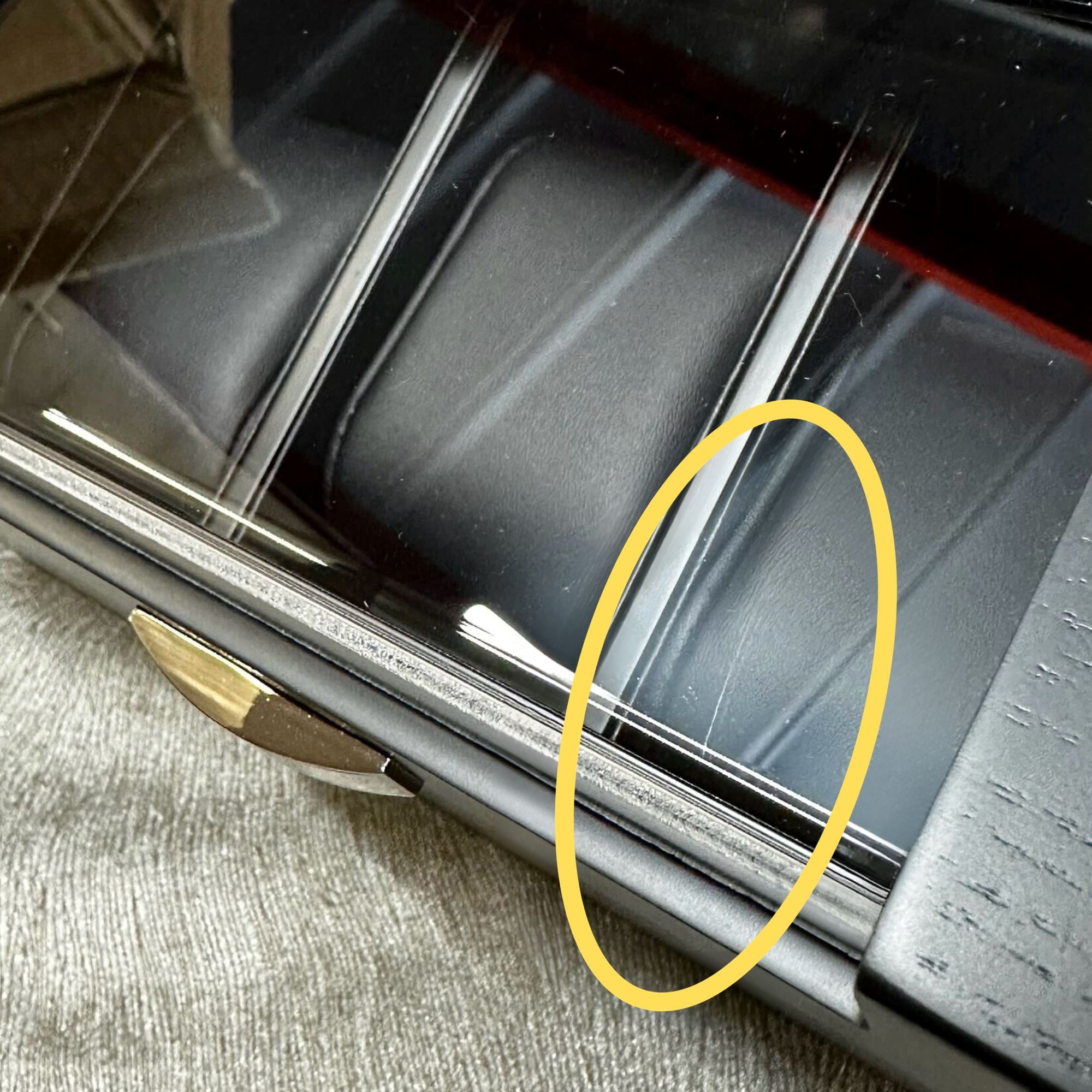 Seconds - 3 Slots Black Wooden Watch Box Seconds Clinks