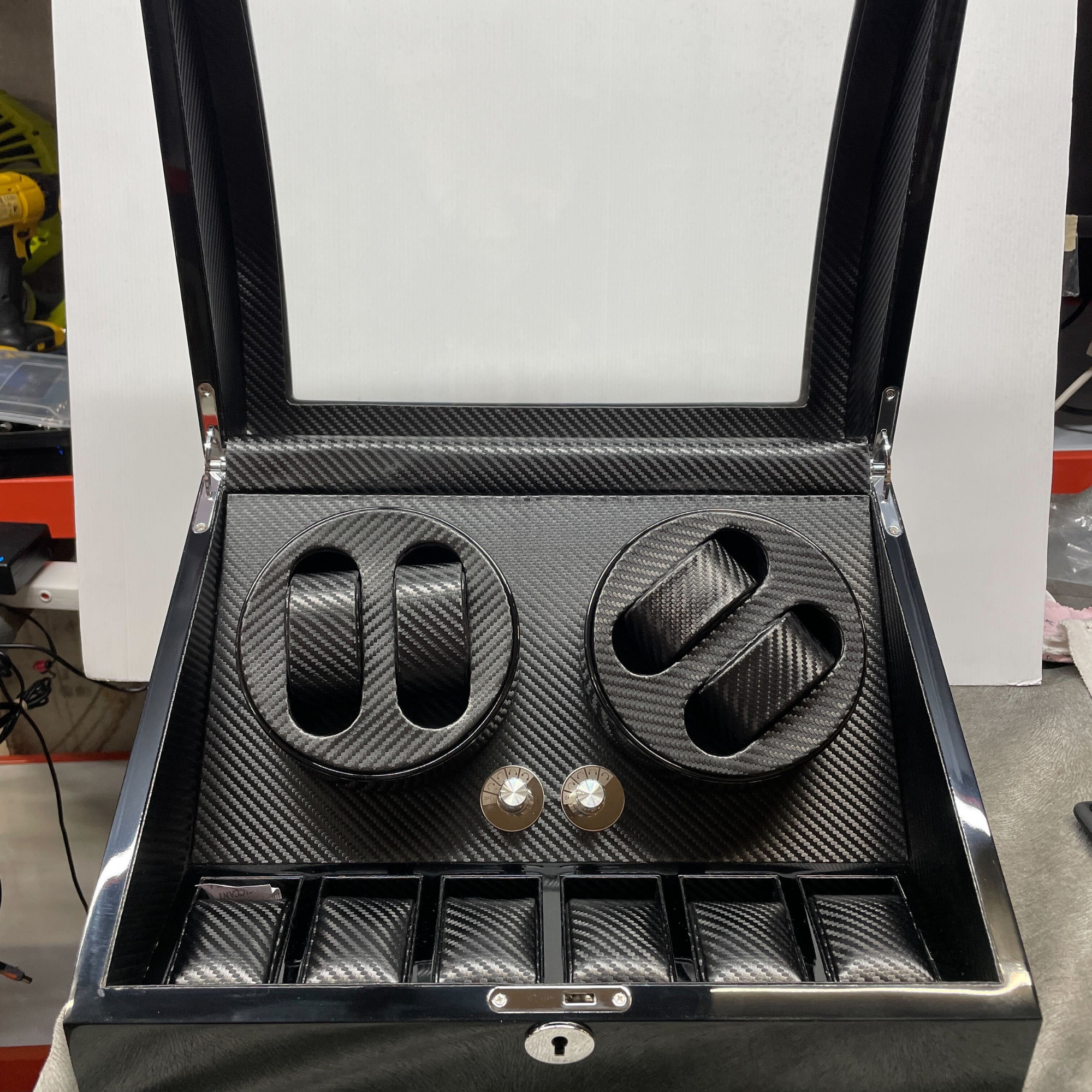 Seconds - Avoca Watch Winder Box 4 + 6 Watches in Black - Carbon Fibre Interior (Old Model)