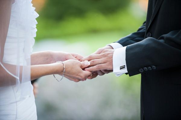 10 Best Wedding Cufflinks for the Groom