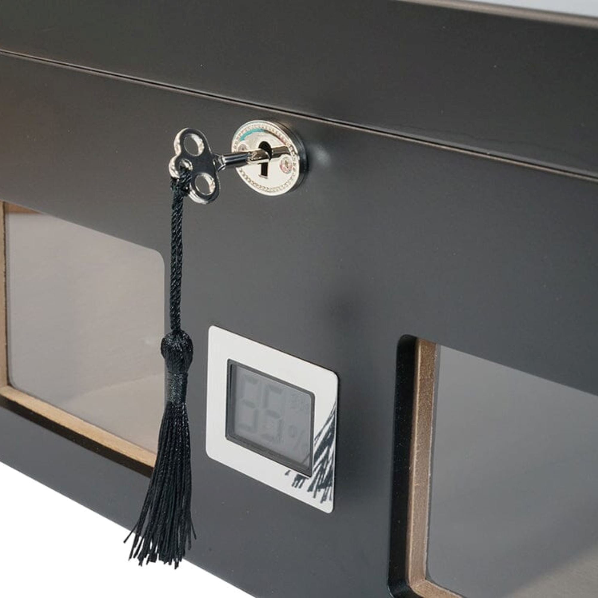 100 CT Black Wooden Cigar Humidor Box with Digital Hygrometer Cigar Boxes Clinks 