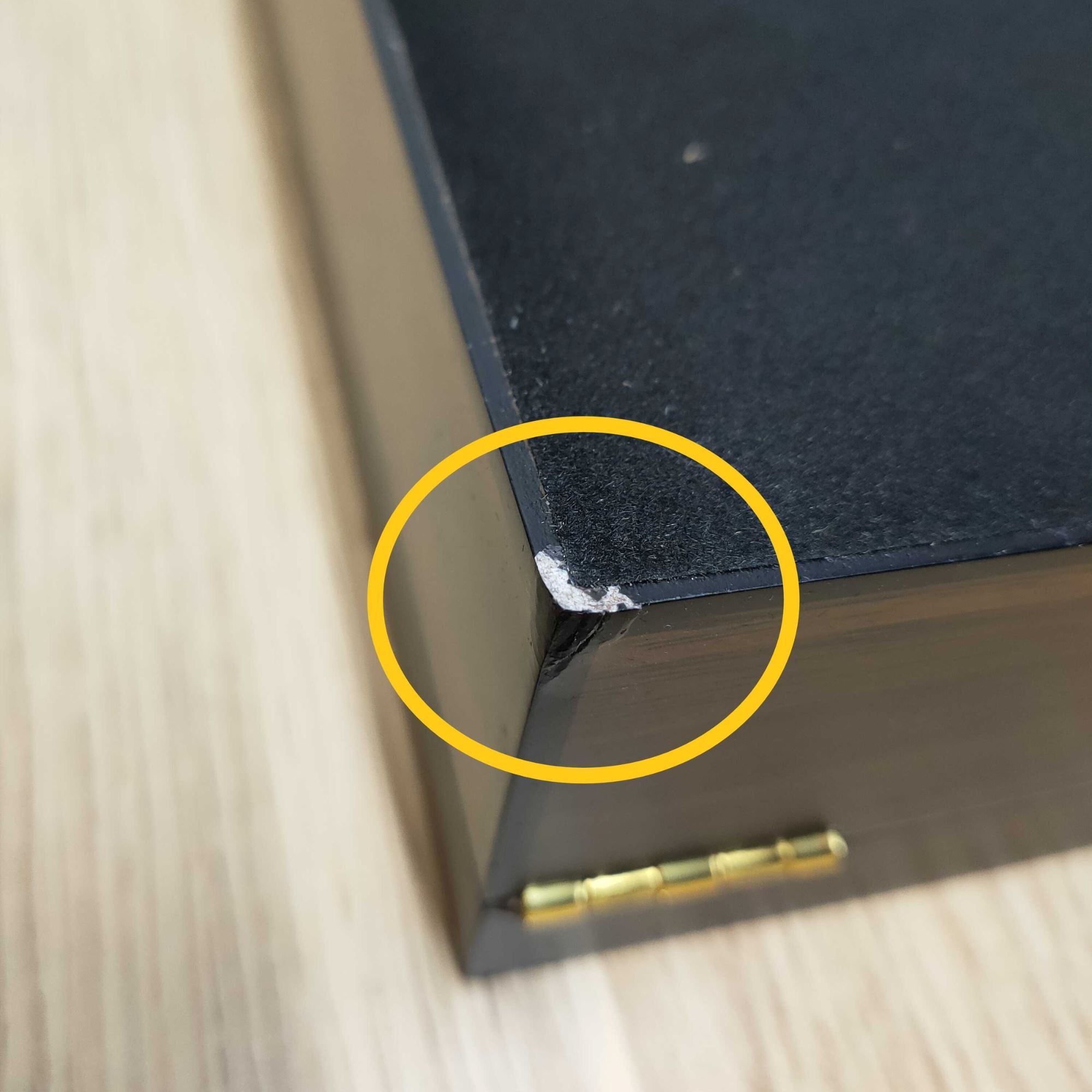 Seconds - 20 CT Walnut Cigar Humidor Box for Cigars Seconds Clinks 