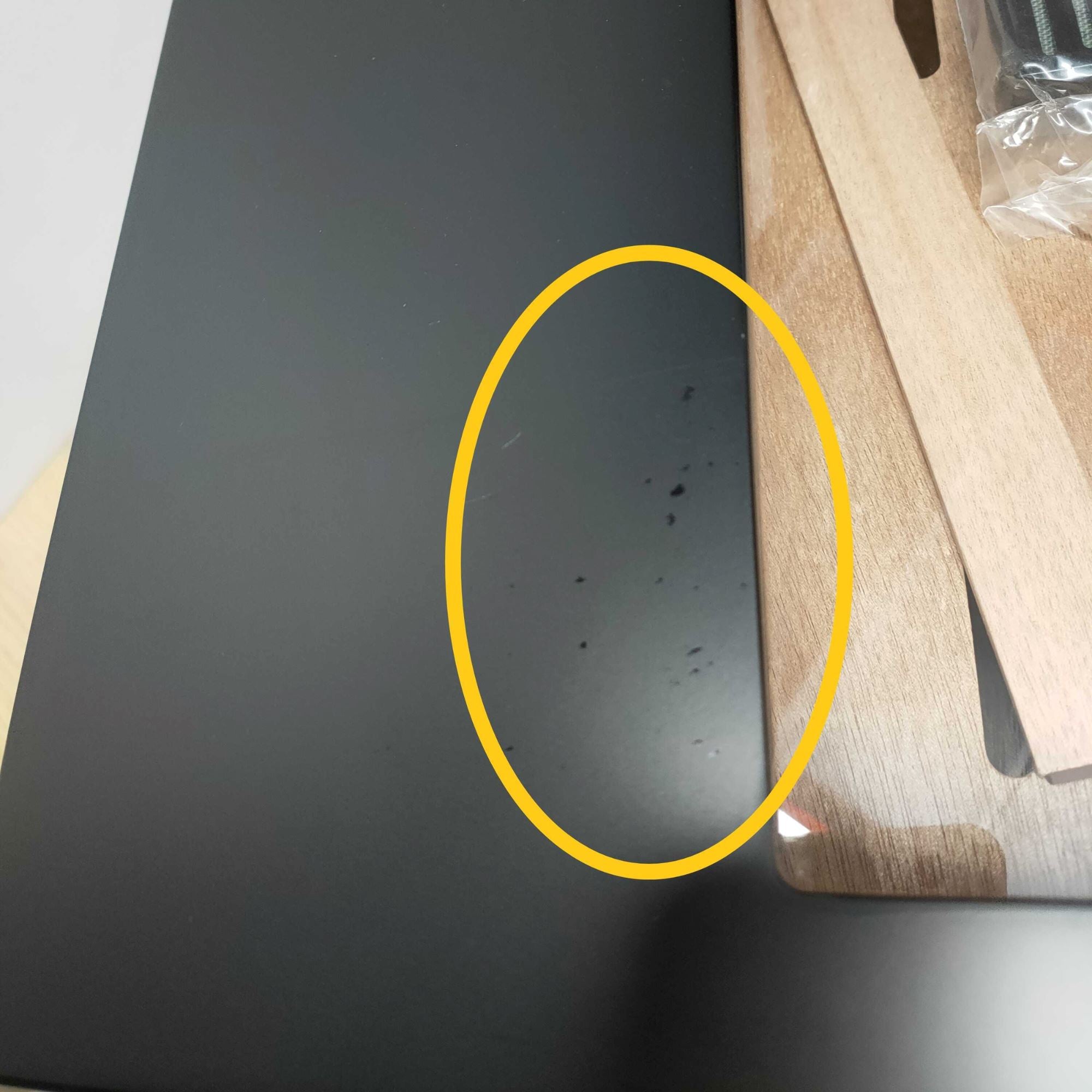 Seconds - 100 CT Black Wooden Cigar Humidor Box with Digital Hygrometer Seconds Clinks 