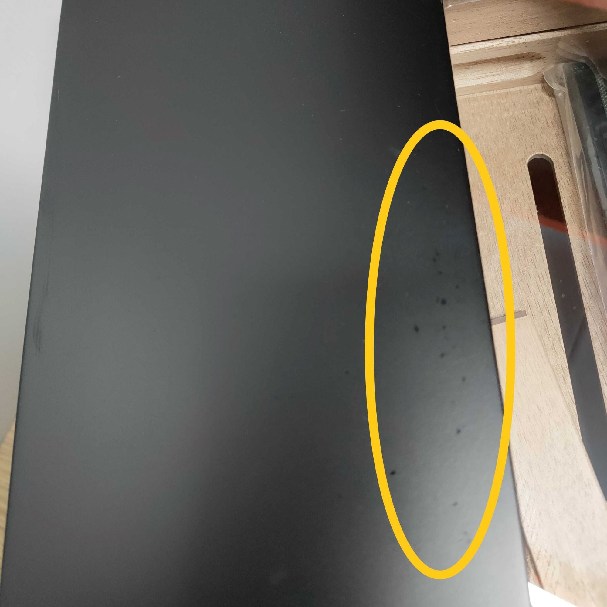 Seconds - 100 CT Black Wooden Cigar Humidor Box with Digital Hygrometer Seconds Clinks 