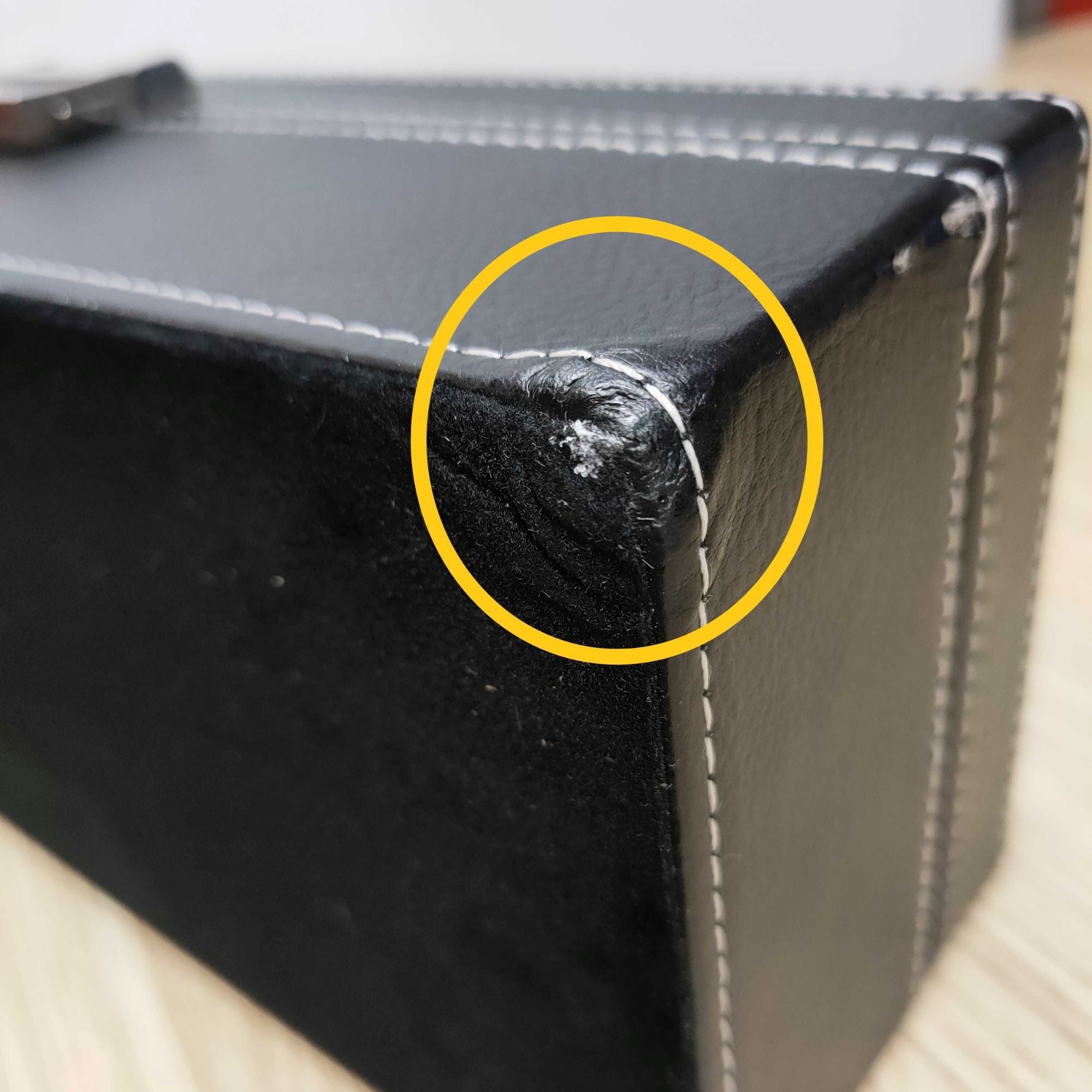 Seconds - Leather Watch Box for 5 Watches in Black Seconds Clinks 