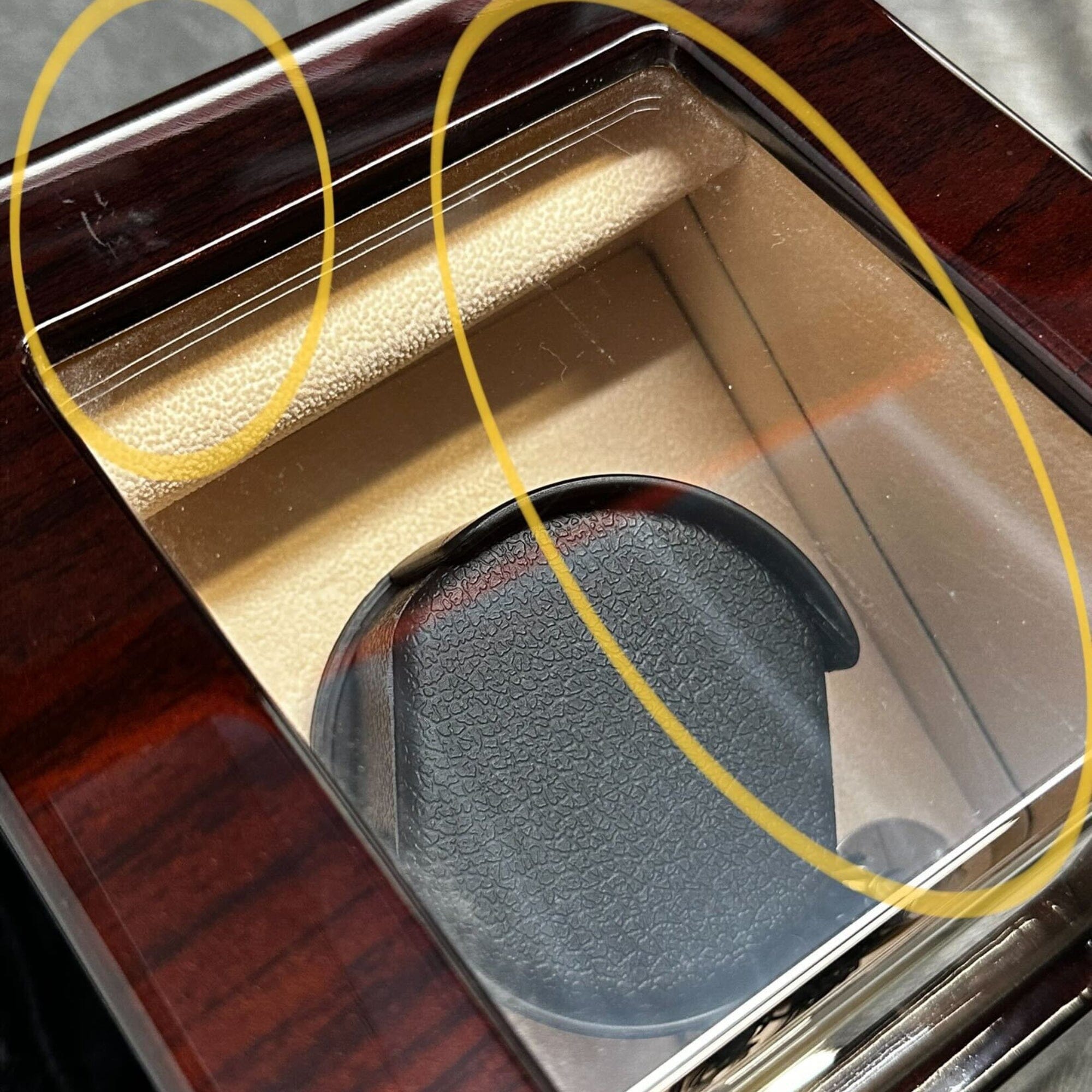 Seconds - Waratah Watch Winder Box for 1 Watch in Mahogany (i) Seconds Clinks 