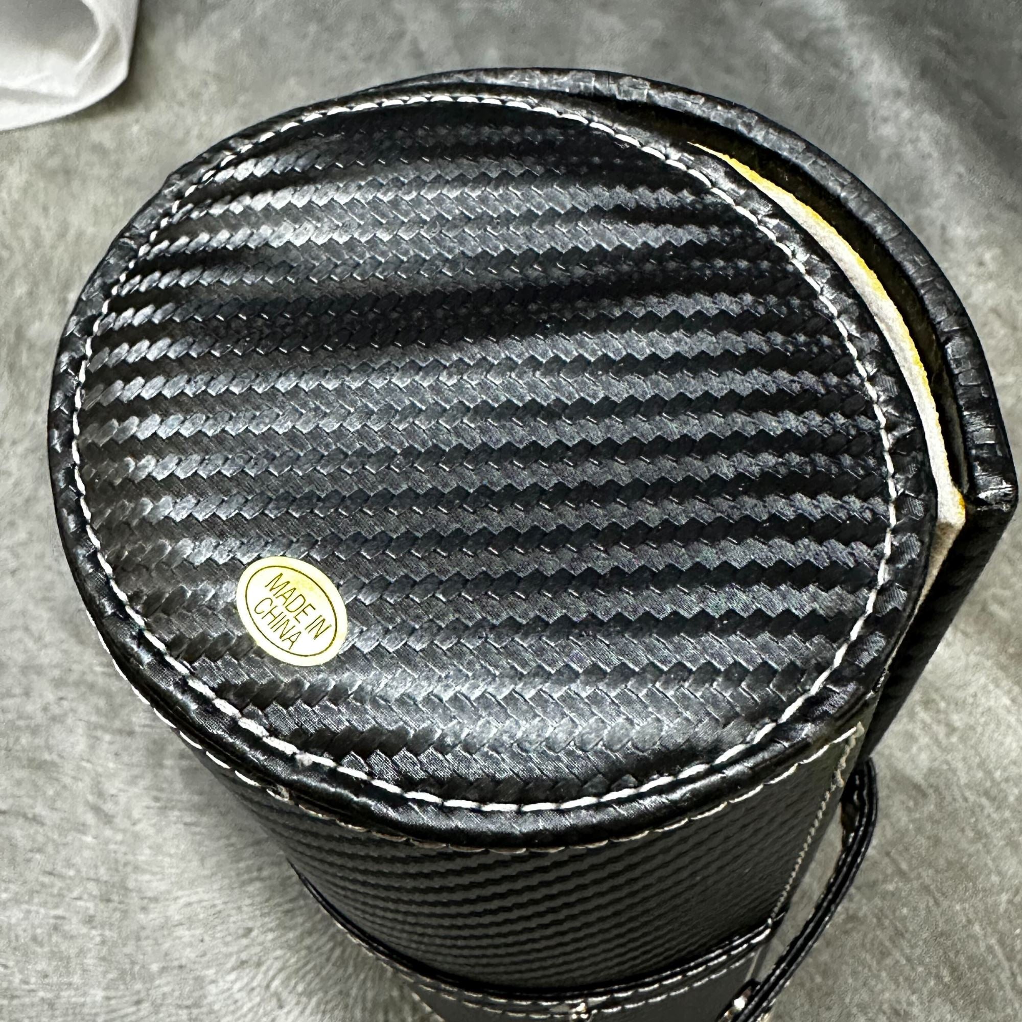 Seconds - Cufflinks and Watch Roll Case in Black Carbon Fibre Vegan Leather Seconds Clinks 