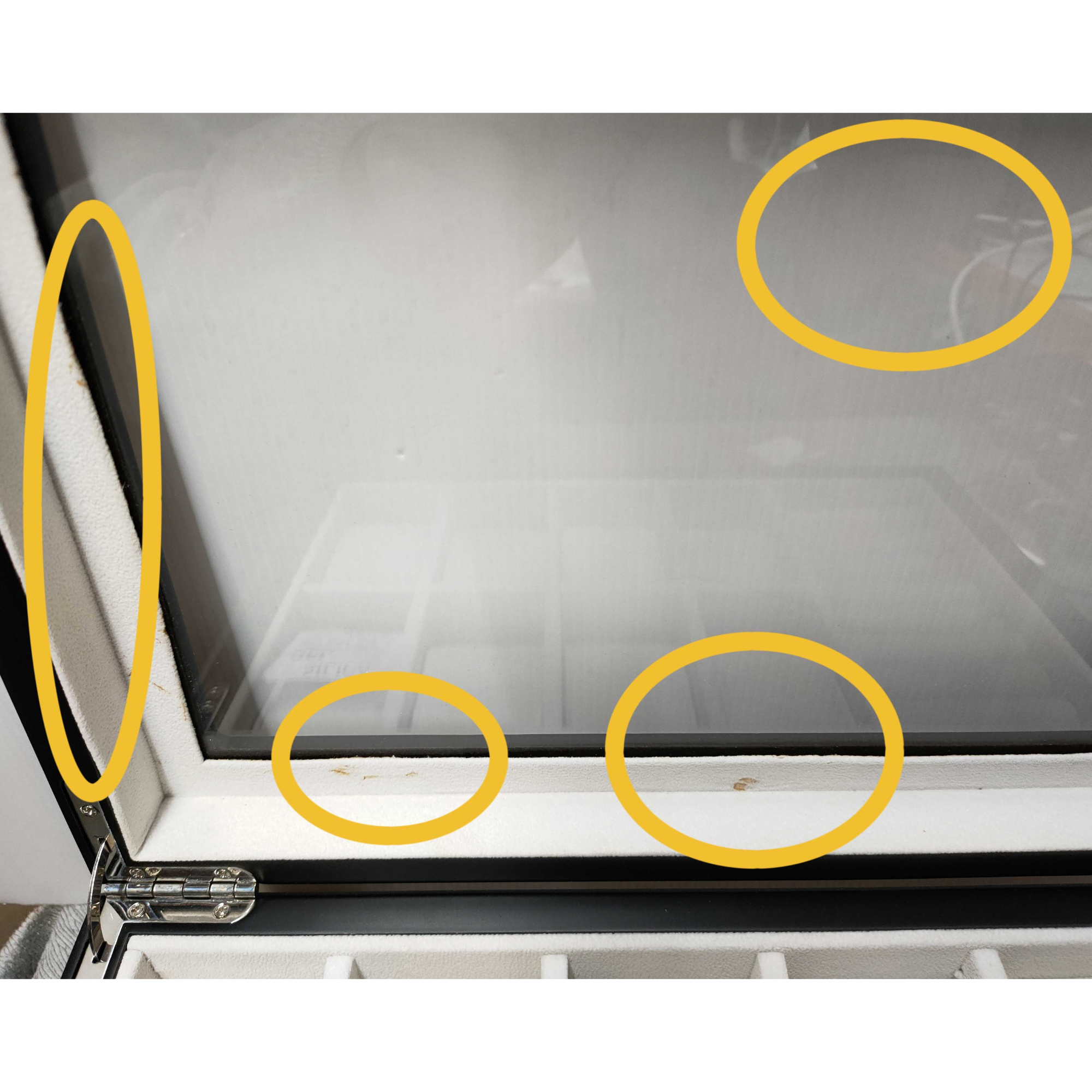 Seconds - Ginko Wooden Cufflink Watch Box with a Drawer